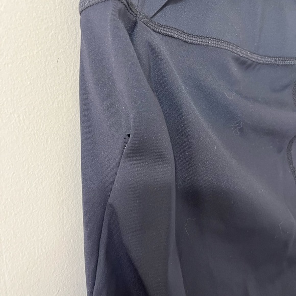 Under Armour Define The Run Reflective 7/8 Black Leggings Size Small - Picture 12 of 13